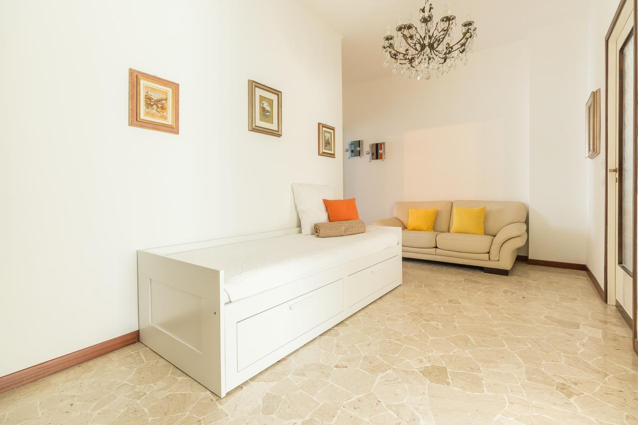 Appartamento Alessia's Flat- Sondrio M3 Milano Esterno foto